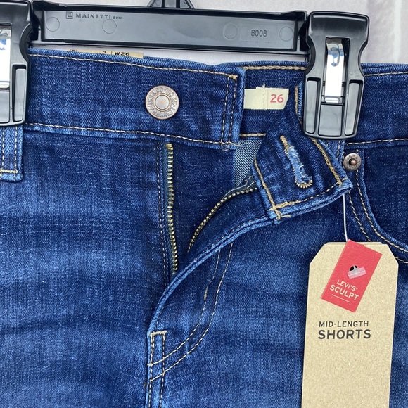 Levi’s mid length shorts mid rise slim through hip size 2 W26 NWT - Picture 5 of 10